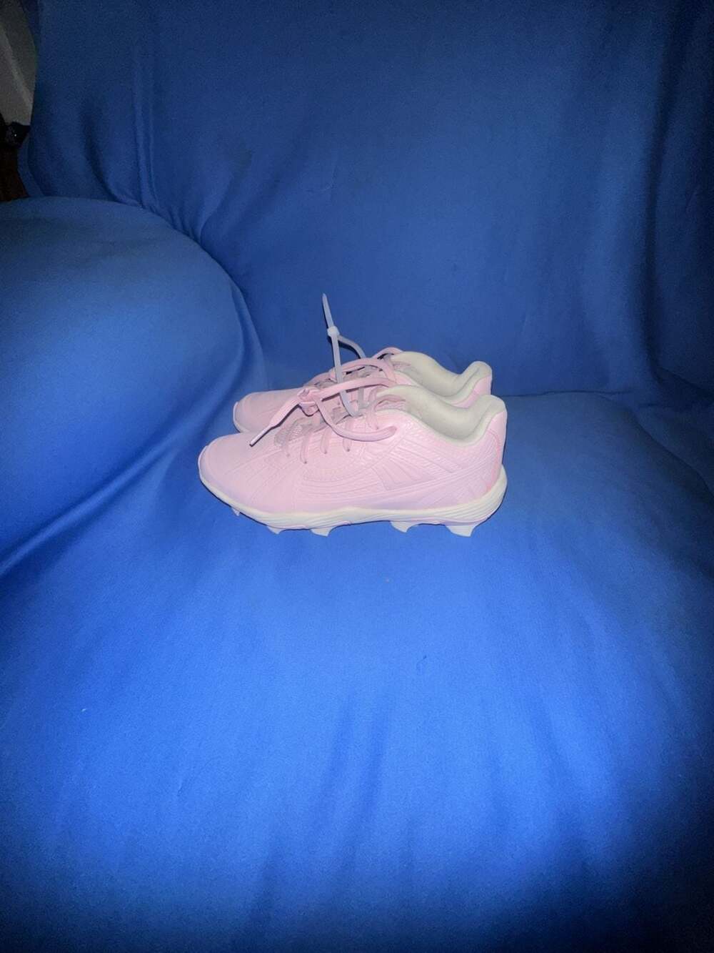 Under Armour Glyde Sola RM Jr. Fastpitch Molded Softball Cleats, Pink New